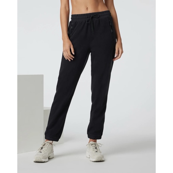 Vuori Pants - NWT Vuori Aspen Polartec Fleece Joggers #VW4114 Black Sz XS